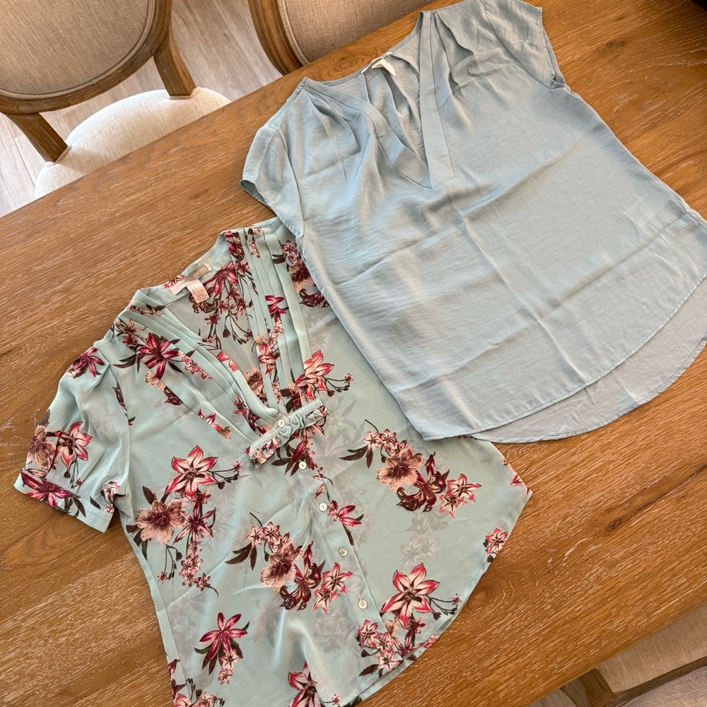 Forever21 Set of Two Floral and Solid Blue Women's Tops